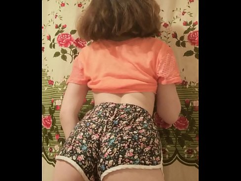 ❤️ Nwa ọhụrụ sexy na-eyipụ uwe mkpirisi ya na igwefoto ❤️ na%ig.xxxtun.ru ❌️❤